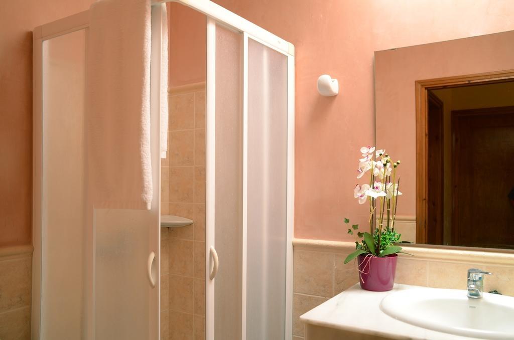 Villas Las Golondrinas Cala en Bosch Luaran gambar