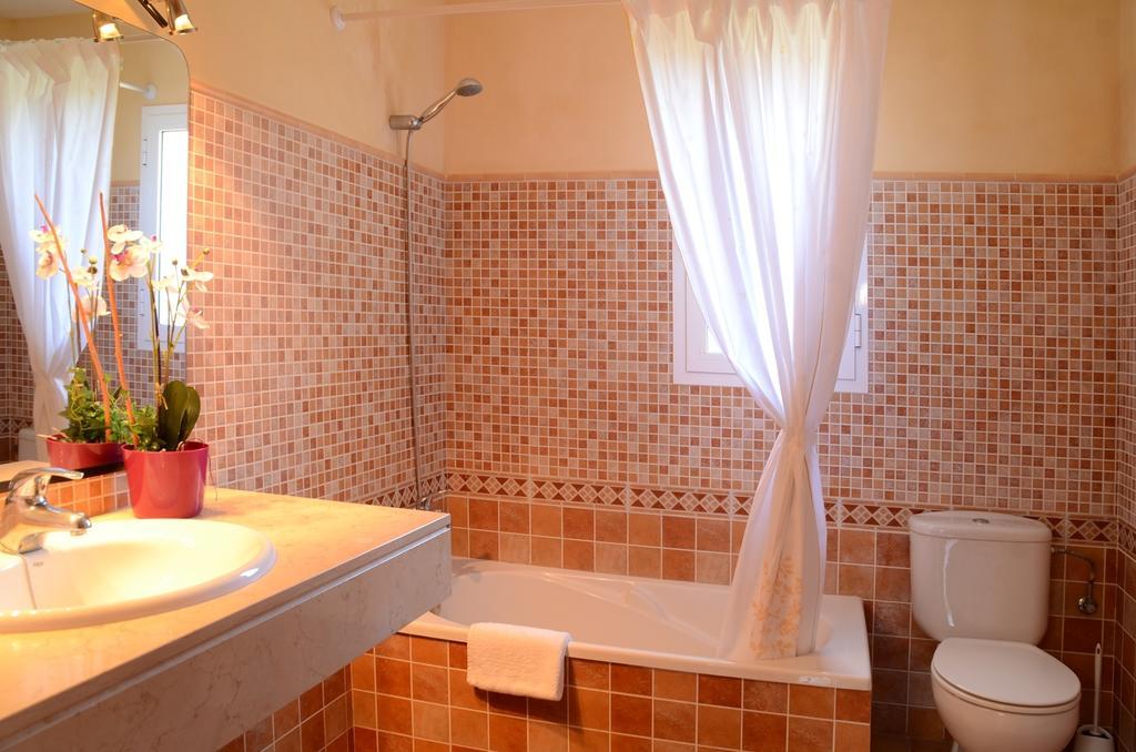Villas Las Golondrinas Cala en Bosch Luaran gambar