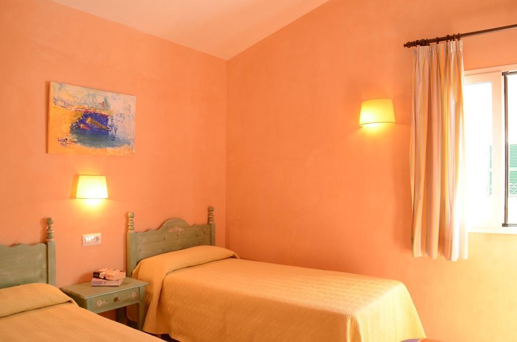 Villas Las Golondrinas Cala en Bosch Luaran gambar