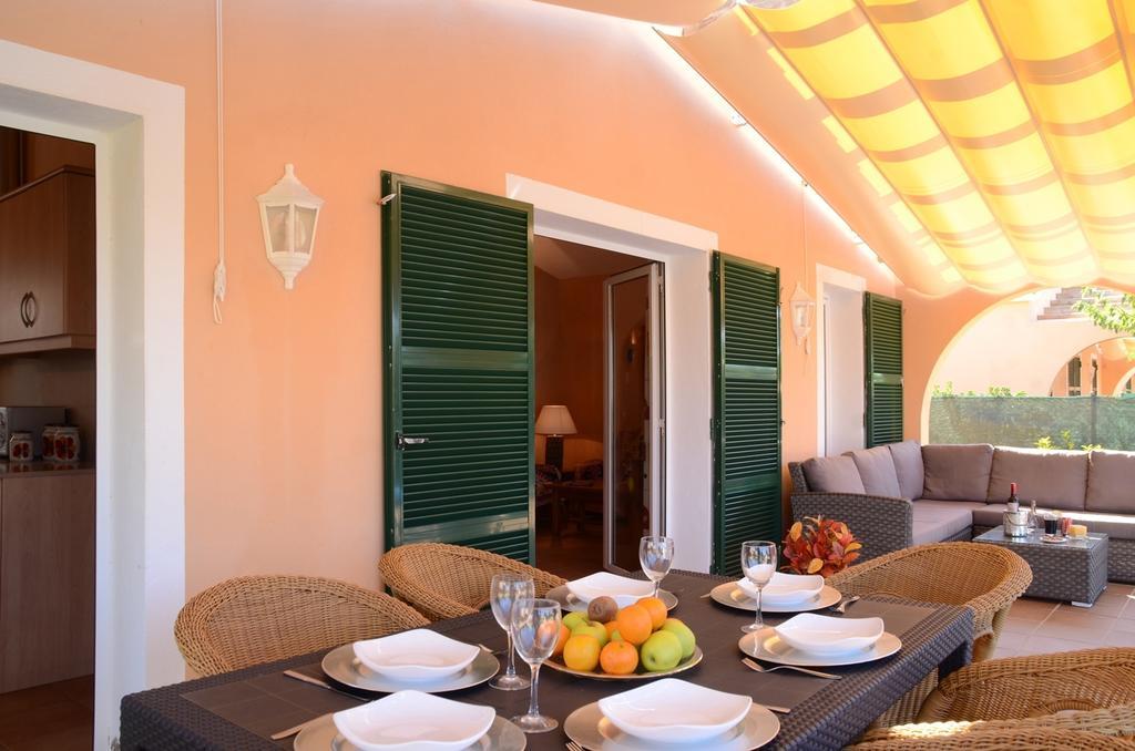 Villas Las Golondrinas Cala en Bosch Bilik gambar